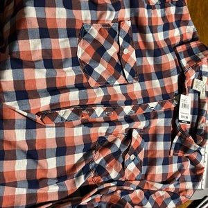 New never worn quarter sleeve